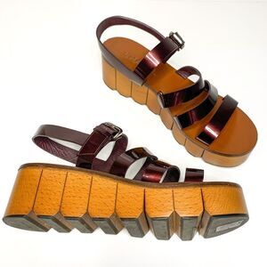Chanel Burgundy Patent Leather CC Logo Wooden Platform Sandals EU 38 US 7-7.5